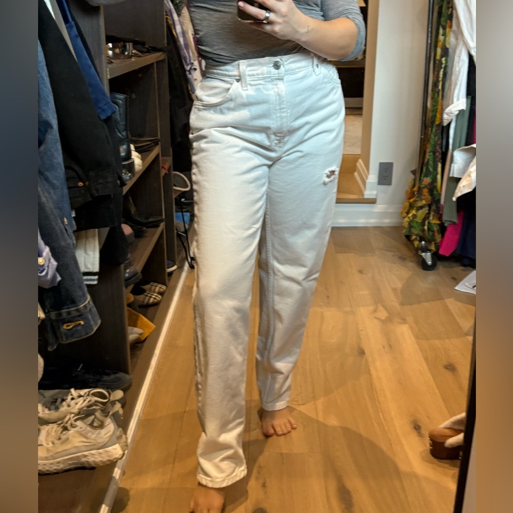 Levi’s Women's High Rise White Jeans
